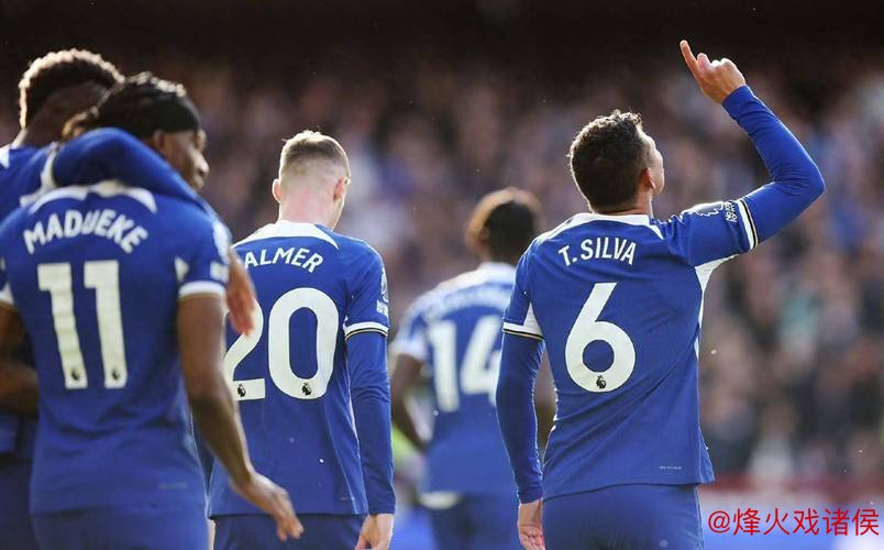 切尔西三核心平均年仅23岁,合同分别延续至31、32、33年,人均续约7年 切尔西三核心平均年仅23岁,合同分别延续至31、32、33年,人均续约7年